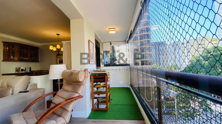 Imagem Apartamento com 3 Quartos à Venda, 125 m² em Moema - São Paulo Imagem Apartamento com 3 Quartos à Venda, 125 m² em Moema - São Paulo