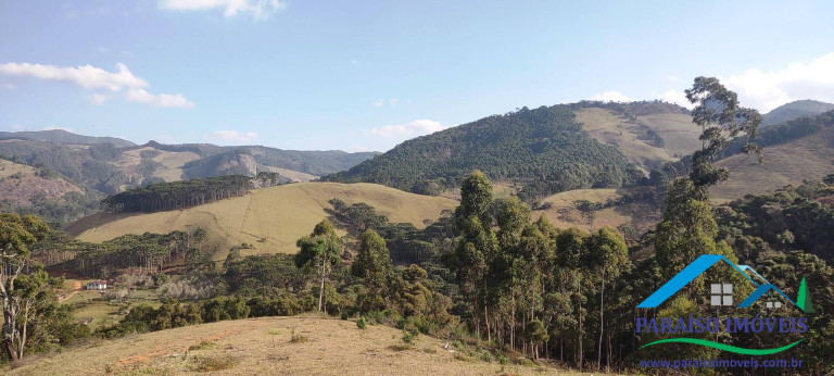 Chácara à Venda, 32 m² em Centro - Gonçalves