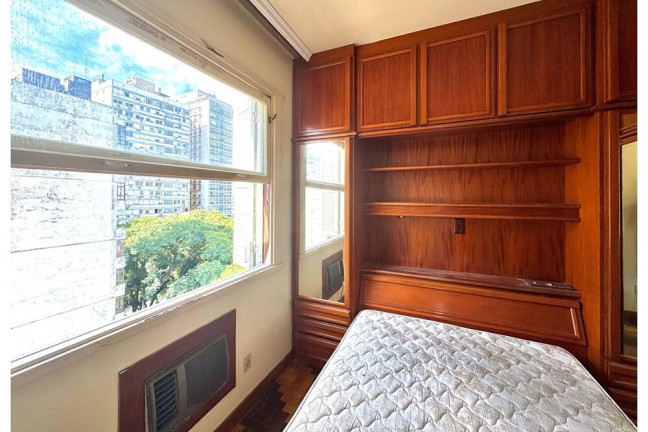 Imagem Apartamento com 1 Quarto à Venda, 35 m² em Centro Histórico - Porto Alegre Imagem Apartamento com 1 Quarto à Venda, 35 m² em Centro Histórico - Porto Alegre