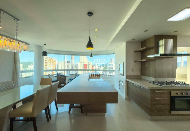 Imagem Apartamento com 3 Quartos à Venda, 127 m² em Centro - Balneário Camboriú