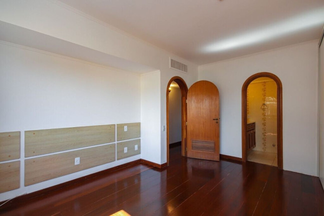 Imagem Apartamento com 3 Quartos à Venda, 155 m² em Menino Deus - Porto Alegre Imagem Apartamento com 3 Quartos à Venda, 155 m² em Menino Deus - Porto Alegre