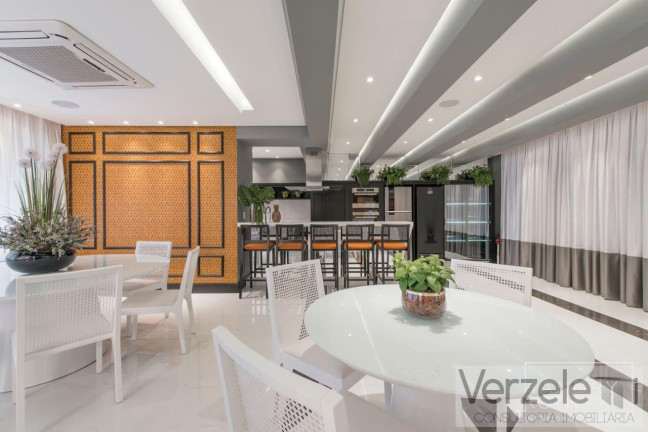 Imagem Apartamento com 4 Quartos à Venda, 287 m² em Meia Praia - Itapema