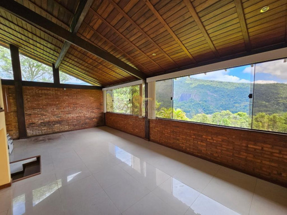 Imagem Casa com 4 Quartos à Venda, 202 m² em Parque Do Imbui - Teresópolis Imagem Casa com 4 Quartos à Venda, 202 m² em Parque Do Imbui - Teresópolis