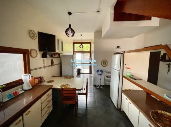 Imagem Casa com 5 Quartos para Alugar, 1.035 m² em Toninhas - Ubatuba