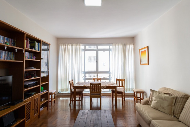 Imagem Imóvel com 3 Quartos à Venda, em Higienópolis - São Paulo Imagem Imóvel com 3 Quartos à Venda, em Higienópolis - São Paulo
