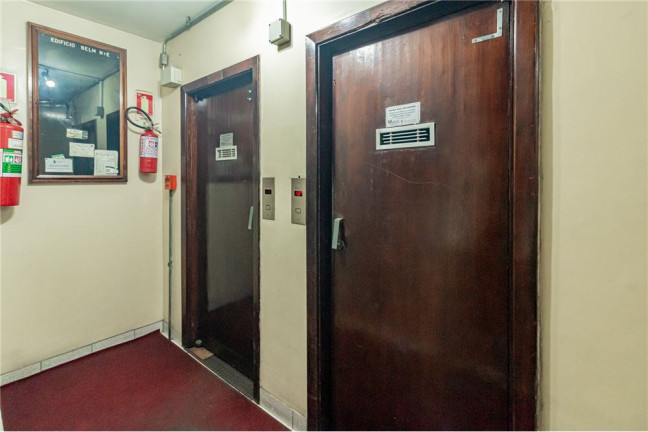 Imagem Apartamento com 3 Quartos à Venda, 82 m² em Centro Histórico - Porto Alegre Imagem Apartamento com 3 Quartos à Venda, 82 m² em Centro Histórico - Porto Alegre