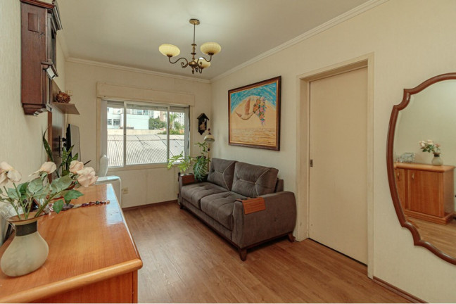 Apartamento com 1 Quarto à Venda, 46 m² em Passo Da Areia - Porto Alegre
