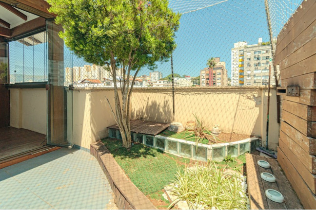 Imagem Imóvel com 2 Quartos à Venda, 139 m² em Santana - Porto Alegre Imagem Imóvel com 2 Quartos à Venda, 139 m² em Santana - Porto Alegre