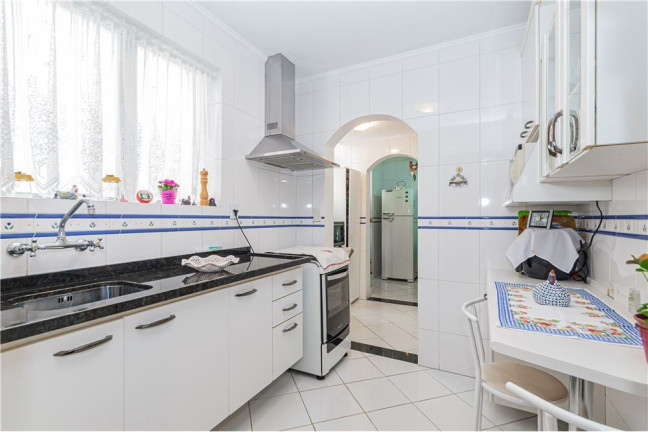 Imagem Apartamento com 3 Quartos à Venda, 83 m² em Menino Deus - Porto Alegre Imagem Apartamento com 3 Quartos à Venda, 83 m² em Menino Deus - Porto Alegre