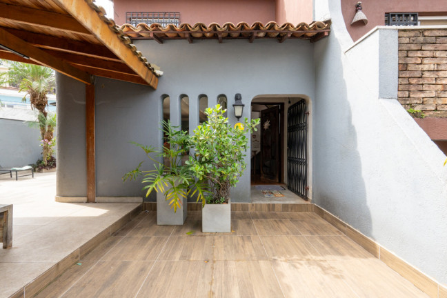 Casa com 3 Quartos à Venda, 220 m² em Jardim Londrina - São Paulo