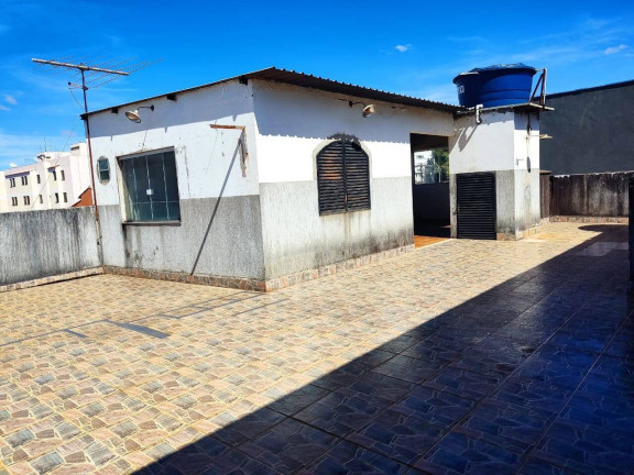 Imagem Sobrado com 3 Quartos à Venda, 350 m² em Guará I - Brasília