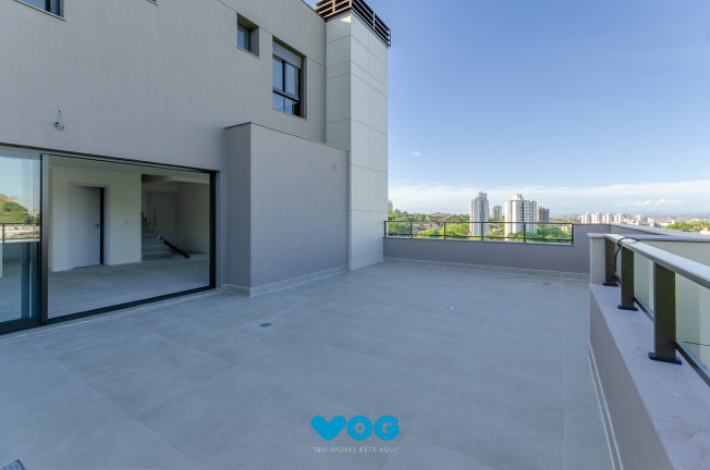 Imagem Imóvel com 3 Quartos à Venda, 252 m² em Três Figueiras - Porto Alegre