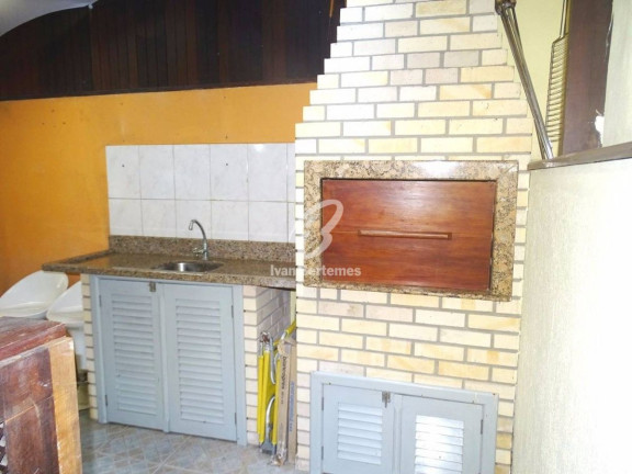 Imagem Sobrado com 2 Quartos para Temporada, em Bombas - Bombinhas Imagem Sobrado com 2 Quartos para Temporada, em Bombas - Bombinhas