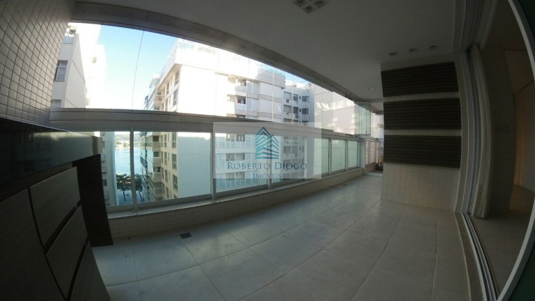 Imagem Imóvel com 4 Quartos à Venda, 158 m² em Icaraí - Niterói