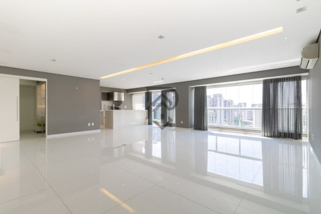 Apartamento com 3 Quartos à Venda, 162 m² em Vila Romana - São Paulo
