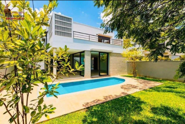 Casa com 3 Quartos à Venda, 560 m² em Moema - São Paulo