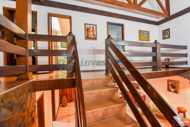 Imagem Casa com 5 Quartos à Venda, 480 m² em Ahú - Curitiba Imagem Casa com 5 Quartos à Venda, 480 m² em Ahú - Curitiba