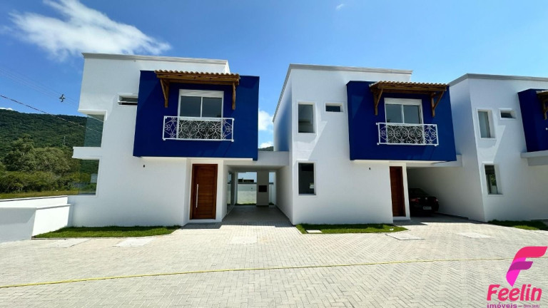 Imagem Casa com 3 Quartos à Venda, 133 m² em Ribeirão Da Ilha - Florianópolis Imagem Casa com 3 Quartos à Venda, 133 m² em Ribeirão Da Ilha - Florianópolis