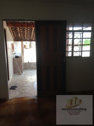 Imagem Casa com 3 Quartos à Venda, 200 m² em Parque Florely (nova Veneza) Imagem Casa com 3 Quartos à Venda, 200 m² em Parque Florely (nova Veneza)