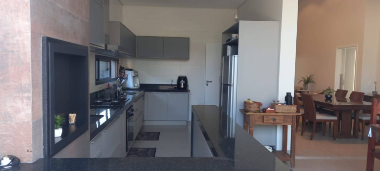 Imagem Casa com 3 Quartos para Alugar, 224 m² em Samambaia Parque Residencial - Bauru Imagem Casa com 3 Quartos para Alugar, 224 m² em Samambaia Parque Residencial - Bauru