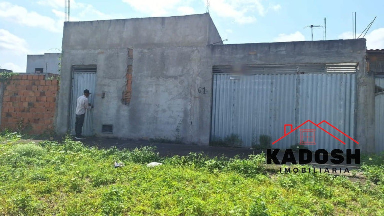 Imagem Casa com 3 Quartos à Venda, 300 m² em Sim - Feira De Santana Imagem Casa com 3 Quartos à Venda, 300 m² em Sim - Feira De Santana