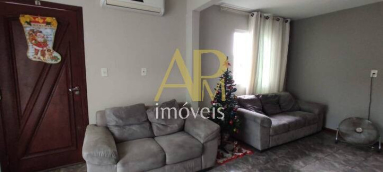 Imagem Casa com 3 Quartos à Venda, 360 m² em Serraria - São José Imagem Casa com 3 Quartos à Venda, 360 m² em Serraria - São José