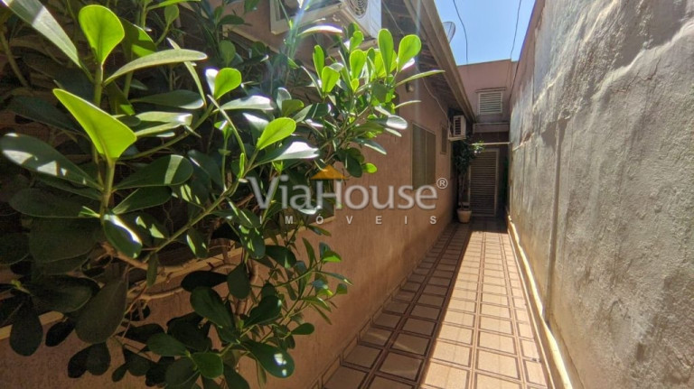 Imagem Casa com 4 Quartos à Venda, 250 m² em Independência - Ribeirão Preto Imagem Casa com 4 Quartos à Venda, 250 m² em Independência - Ribeirão Preto