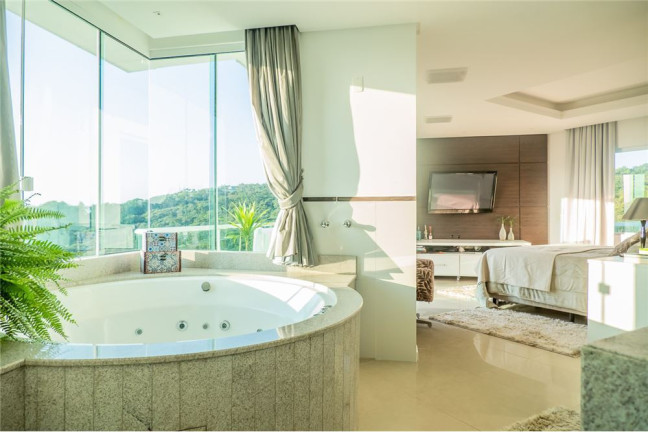 Imagem Casa com 4 Quartos à Venda,  em Pantanal - Florianópolis