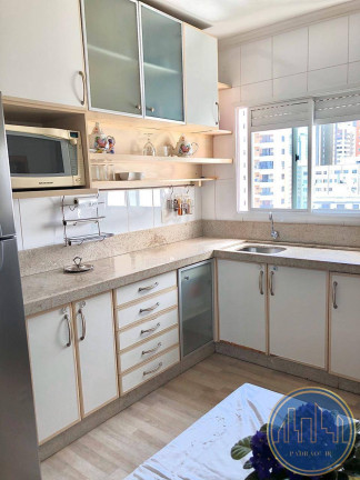 Imagem Apartamento com 3 Quartos para Temporada, 120 m² em Centro - Balneário Camboriú