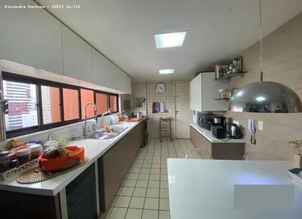 Imagem Apartamento com 4 Quartos à Venda, 261 m² em Graças - Recife