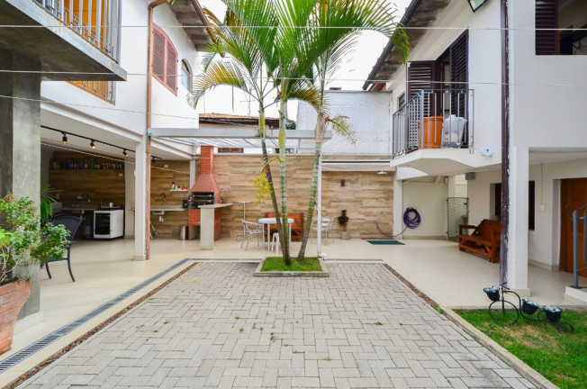 Casa com 4 Quartos à Venda, 248 m² em Jardim Leila - São Paulo