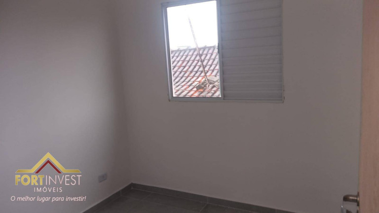 Imagem Imóvel com 2 Quartos à Venda, 42 m² em Maracanã - Praia Grande Imagem Imóvel com 2 Quartos à Venda, 42 m² em Maracanã - Praia Grande