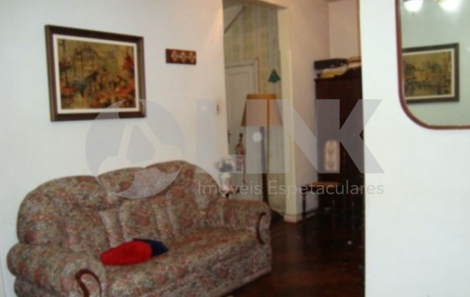 Imagem Casa com 2 Quartos à Venda, 230 m² em Petrópolis - Porto Alegre
