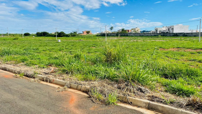 Imagem Terreno à Venda, 445 m² em 0000000 - Nova Odessa Imagem Terreno à Venda, 445 m² em 0000000 - Nova Odessa