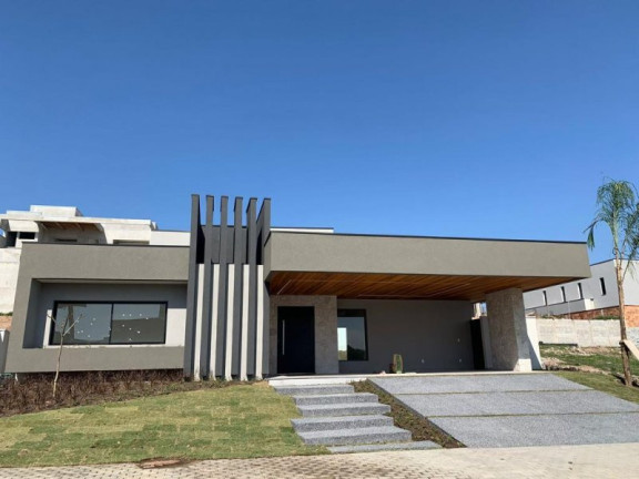 Casa com 4 Quartos à Venda, 300 m² em Urbanova - São José Dos Campos