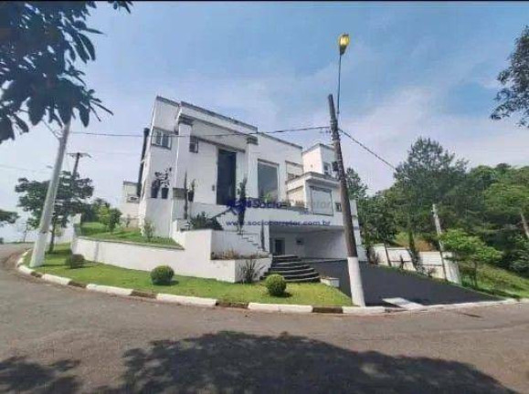 Sobrado com 4 Quartos à Venda, 850 m² em Jardim Aracy - Mogi Das Cruzes