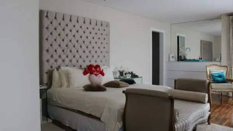 Imagem Casa de Condomínio com 5 Quartos à Venda, 740 m² em Alphaville - Santana De Parnaíba Imagem Casa de Condomínio com 5 Quartos à Venda, 740 m² em Alphaville - Santana De Parnaíba