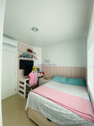 Imagem Apartamento com 2 Quartos à Venda, 74 m² em Meia Praia - Itapema