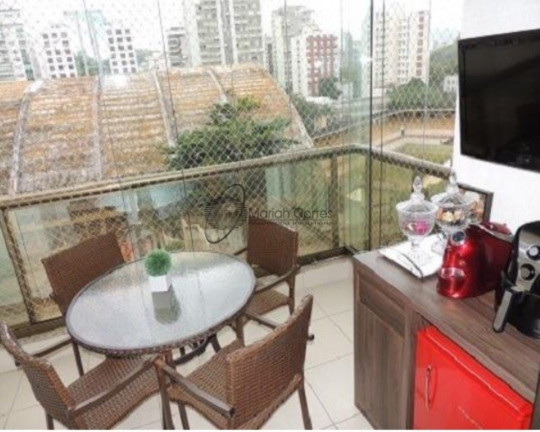 Imagem Imóvel com 3 Quartos à Venda, 108 m² em Icaraí - Niterói Imagem Imóvel com 3 Quartos à Venda, 108 m² em Icaraí - Niterói