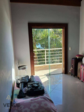 Imagem Casa com 3 Quartos à Venda, 200 m² em Jardim Clube De Campo - Santo André
