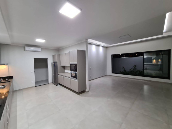 Imagem Casa com 3 Quartos à Venda, 300 m² em Bauru Imagem Casa com 3 Quartos à Venda, 300 m² em Bauru