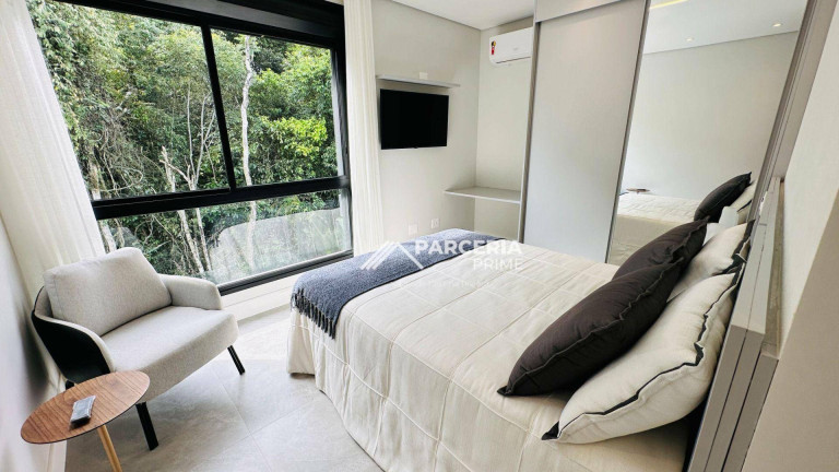 Imagem Casa com 6 Quartos à Venda, 380 m² em Riviera Módulo 11 - Bertioga Imagem Casa com 6 Quartos à Venda, 380 m² em Riviera Módulo 11 - Bertioga