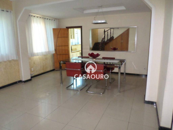 Casa com 5 Quartos à Venda, 300 m² em Santa Tereza - Belo Horizonte