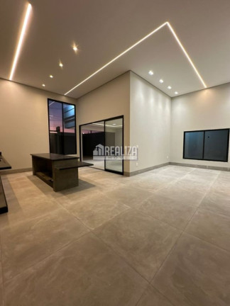 Imagem Casa com 3 Quartos à Venda, 255 m² em Parque Das Laranjeiras - Uberaba Imagem Casa com 3 Quartos à Venda, 255 m² em Parque Das Laranjeiras - Uberaba