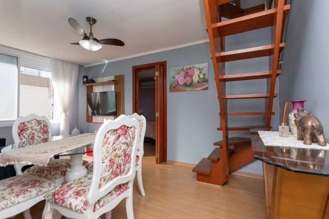 Imóvel com 2 Quartos à Venda,  em Passo Da Areia - Porto Alegre
