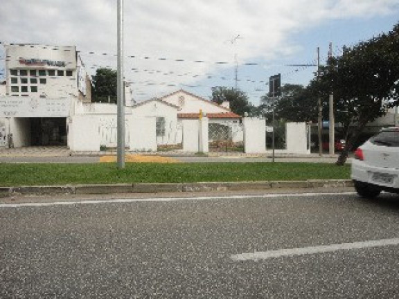 Casa com 3 Quartos para Alugar, 260 m² em Centro - Sorocaba