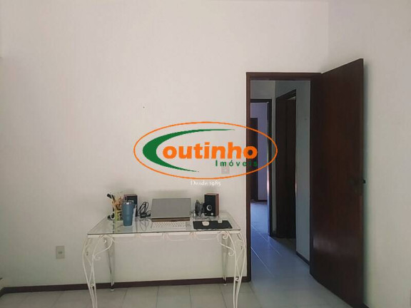 Imagem Casa com 4 Quartos à Venda, 625 m² em Tijuca - Rio De Janeiro Imagem Casa com 4 Quartos à Venda, 625 m² em Tijuca - Rio De Janeiro