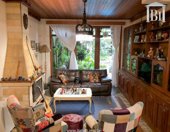 Imagem Casa de Condomínio com 4 Quartos à Venda, 297 m² em Granja Viana - Cotia Imagem Casa de Condomínio com 4 Quartos à Venda, 297 m² em Granja Viana - Cotia