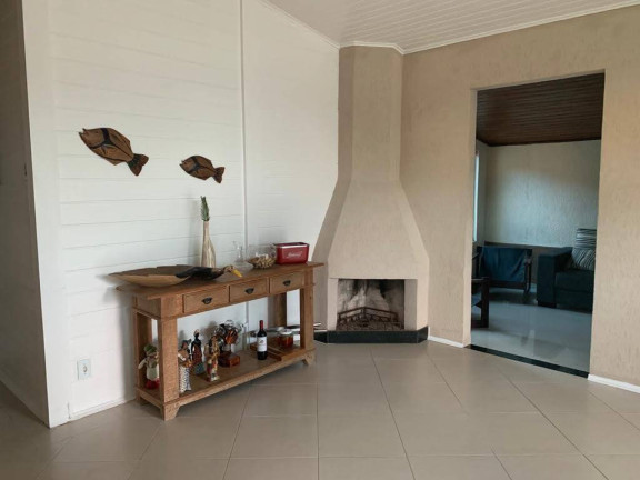 Imagem Casa com 6 Quartos para Temporada, 180 m² em Morada Da Praia - Bertioga Imagem Casa com 6 Quartos para Temporada, 180 m² em Morada Da Praia - Bertioga