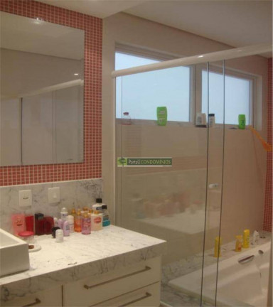 Imagem Casa com 5 Quartos à Venda, 790 m² em Campo Comprido - Curitiba